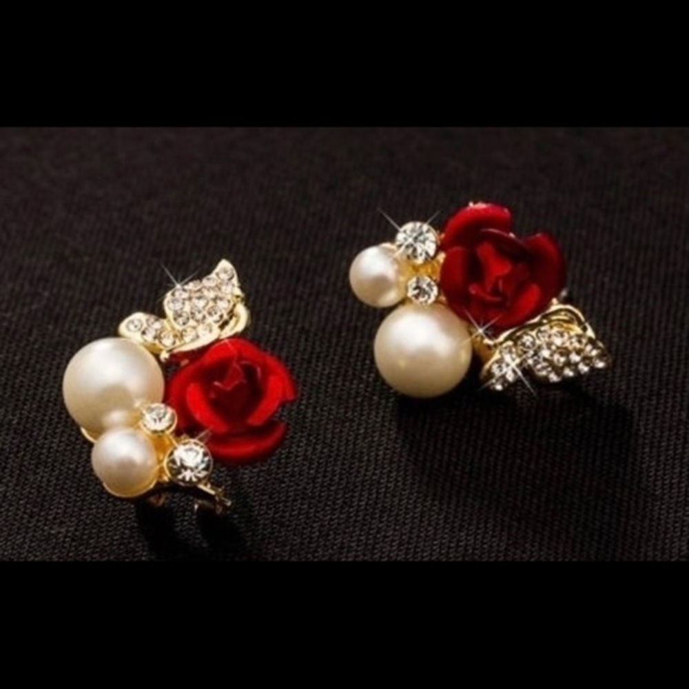 Red Rose Earrings Crystal Stud Pearl Earrings. BRAND NEW
